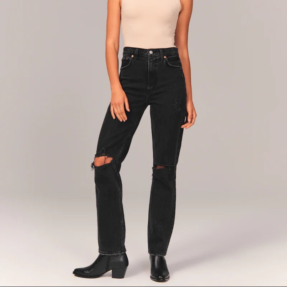 Abercrombie 90’s Ultra High Rise Straight Jeans